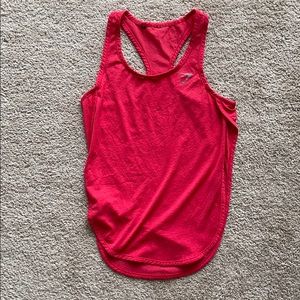Workout tank top